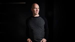 Sources: as Ben Horowitz and Marc Andreessen buy Las Vegas properties, they are less involved in a16z’s daily operations and cutting down on board memberships (Bloomberg)