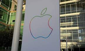 A former Apple employee is facing federal charges for allegedly defrauding Apple out of $10M+ by taking kickbacks, stealing parts, evading taxes, and more (CBS San Francisco)