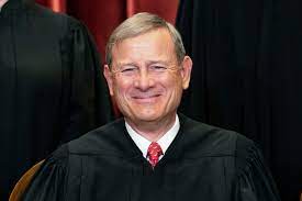 Chief Justice Roberts says Judiciary Conference will review rules that led to a concentration of patent cases in a Texas court criticized by Apple and Google (Susan Decker/Bloomberg)